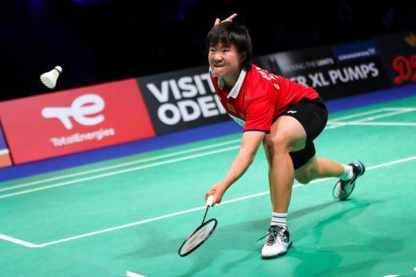 而富勒姆在 而富勒姆在