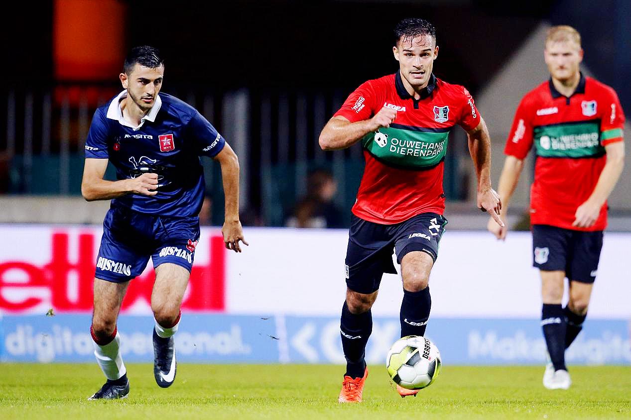 费尔南德斯 费尔南德斯